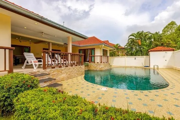 3 BR Pool Villa in Great Location CV3 - Havuz