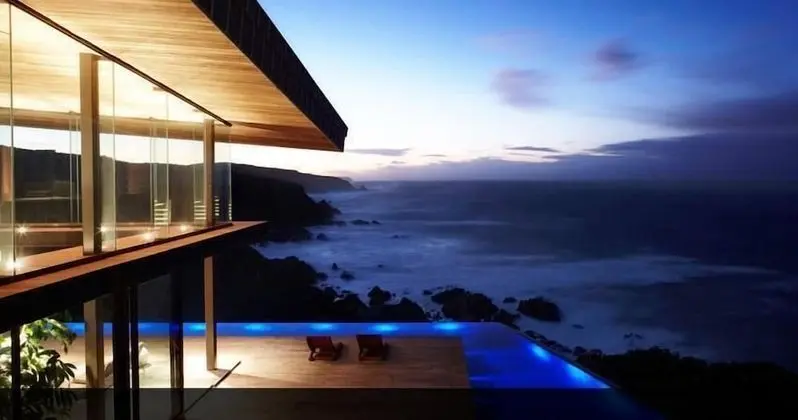 3 The Cove