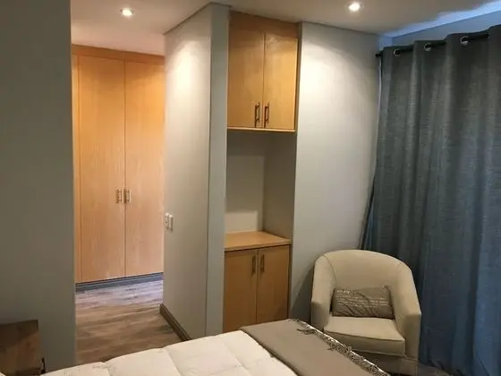 3 Village Heights - Oda