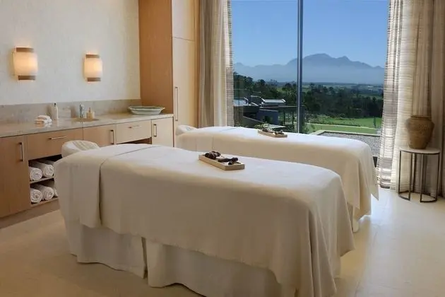 3 Village Heights - Spa