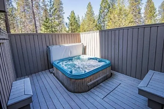 3 Paper Birch Lane - Spa