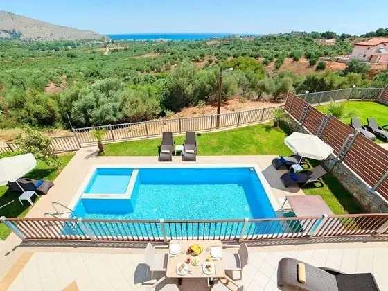 3 Villas Next to Each Other with Pool & Sea View - Havuz