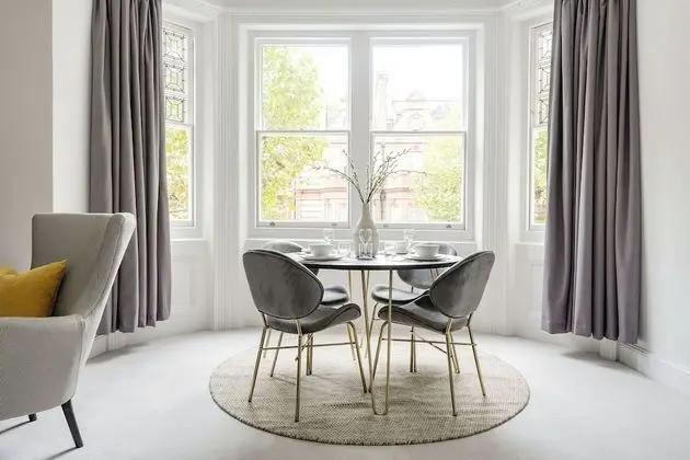 3 Sloane Gardens by UnderTheDoormat - Oda Düzeni