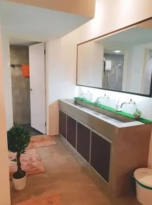 3 Spacer Setia Alam - Banyo Özellikleri