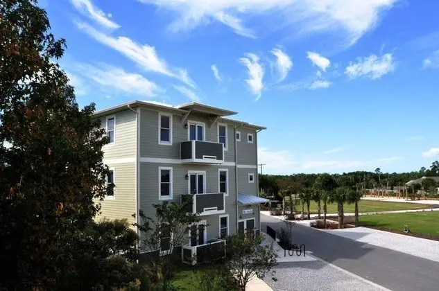30 A Suites