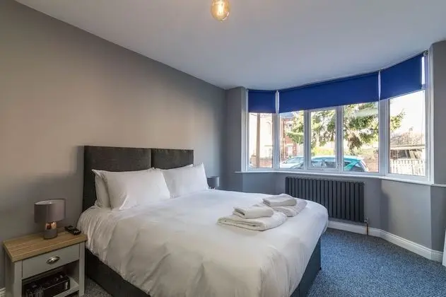 30 Charnwood Avenue - Öne Çıkan Resim
