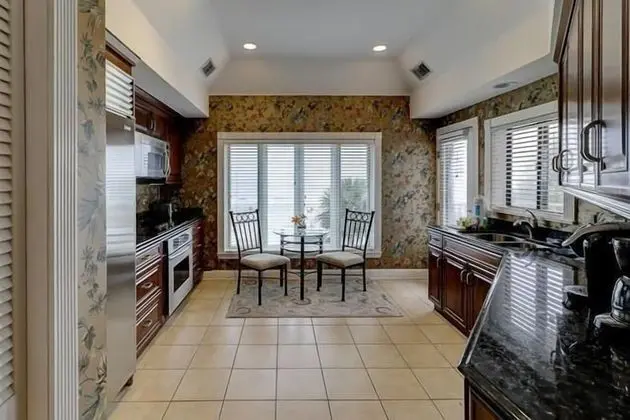 303 Turtle Lane at The Sea Pines Resort - Mutfak