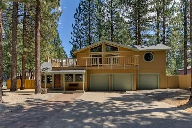 3042 Sierra Blvd.