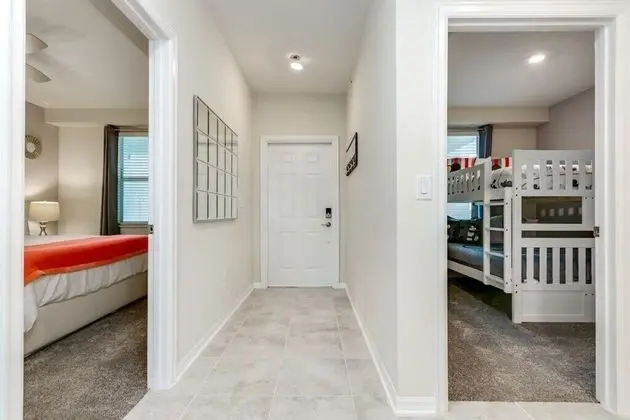 3111u307 Amazing Story Lake Brand New Condo - Oda
