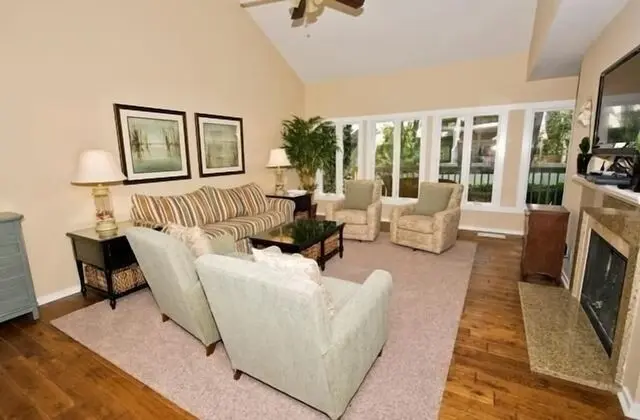 32 Turtle Lane at The Sea Pines Resort - Oda Düzeni