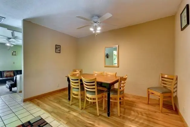 3221 Marlette Circle - Oda Düzeni