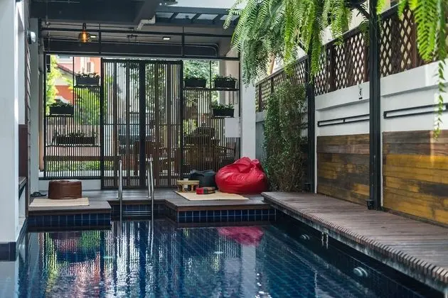 33 Poshtel - Adults Only - Havuz