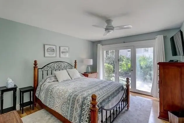337 Greenwood Dr. at The Sea Pines Resort - Oda