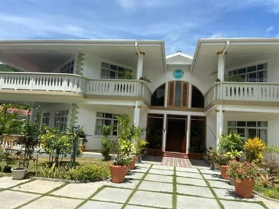 340 Mountain View Apartments