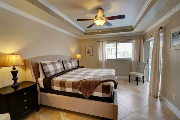 3513 SW 29th Ave - Oda