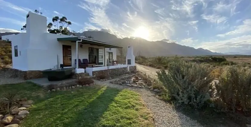 360on62 Mountain View Farm Cottages
