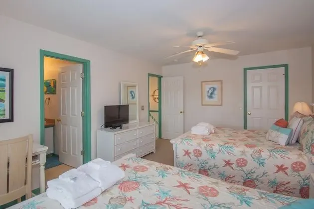 367 Ocean Point Dr - Oda