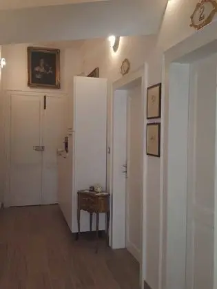 3B Rooms Mestre - Lobi