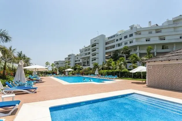3BD Exclusive Apartment in Guadalmina Beach, Parque del sol - Havuz