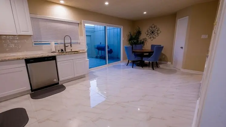 3Bdrm 2.5Bath 4Beds - Katy - Memorial - Mutfak