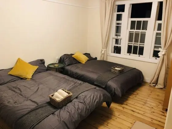 3bed apartment next to eurostar station