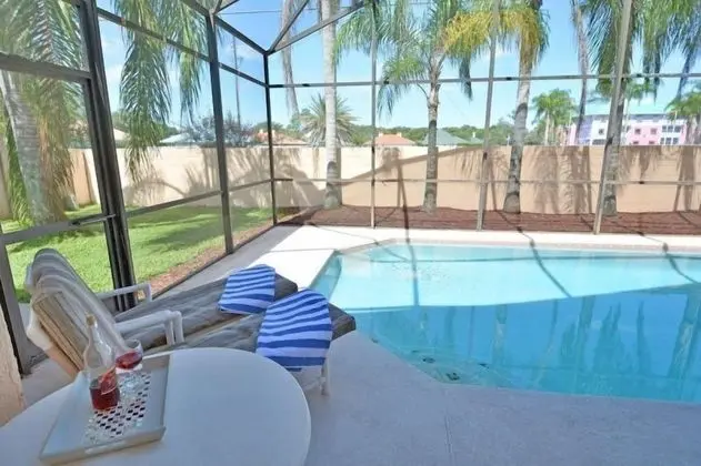 3BR 2BA Pool Home - Havuz