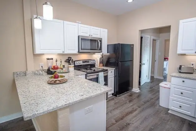 3br/2ba Remodeled House Near Downtown - Mutfak
