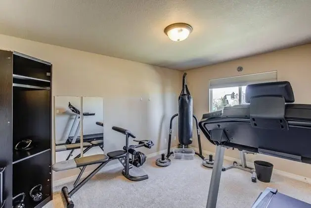 3BR AF Academy Pet-friendly - Fitness