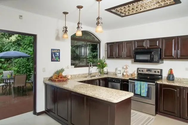 3BR Casa Heron w Private Pool Wi-fi BBQ - Oda