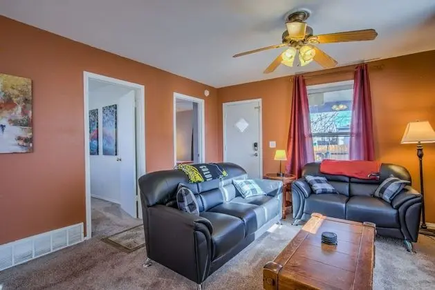 3BR MTN Viewsdowntownnext to Lake, Parks, More - Oda Düzeni