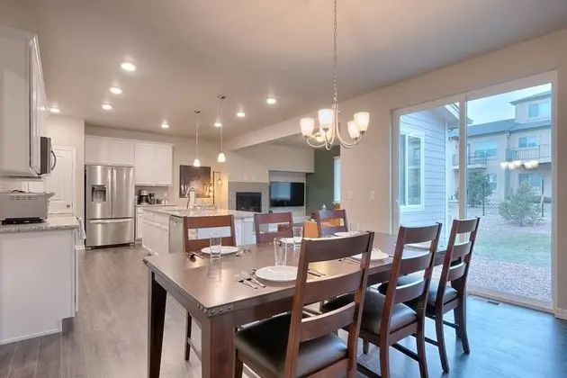 3BR Mtn Viewsluxury Townhomecentral Locationac