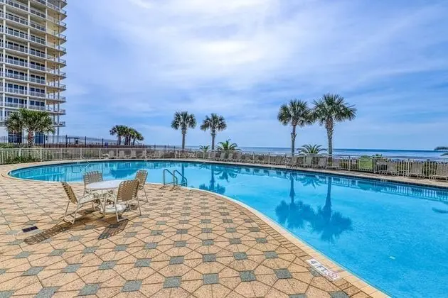 3BR Oceanview Condo on Perdido Key Dr