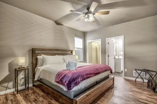 3brdowntown Get Awaywalking Distance