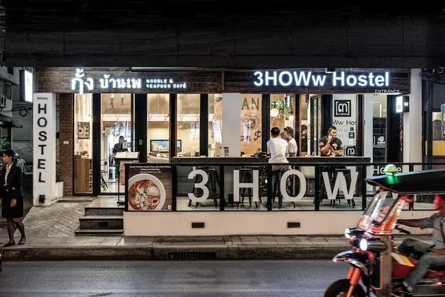 3Howw Hostel at Sukhumvit 21 - Dış Mekan