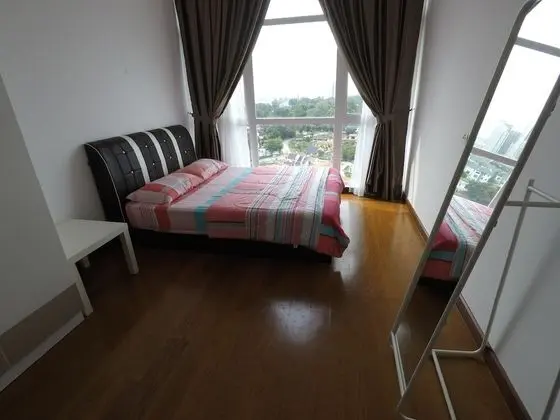 3R2B Seaview Condo - Oda