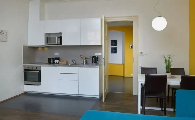 4 Arts Apartments by Prague Residences - Mutfak