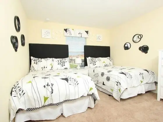 4 Bed 3 Bath Paradise Palms Luxury Townhouse - Oda