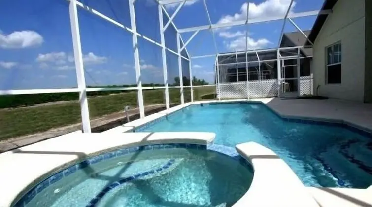 4 Bed 428