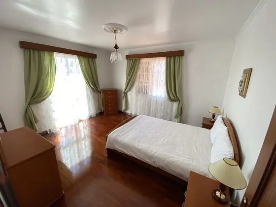 4-bed Beautiful Villa w/ View and Private Parking - Oda