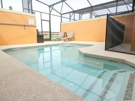 4 Bedroom 3 Bath Town Home With Pool in Paradise Palms Resort - Havuz