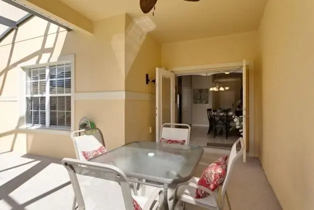 4 Bedroom 3 Bathroom Town Home With Splash Pool - Dış Mekan
