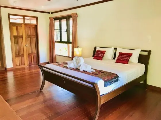 4 Bedroom Villa on Beachfront Resort TG39 - Oda