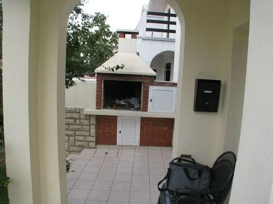 4 Bedroom Holiday Home in Peaceful Area near Beach - Dış Mekan