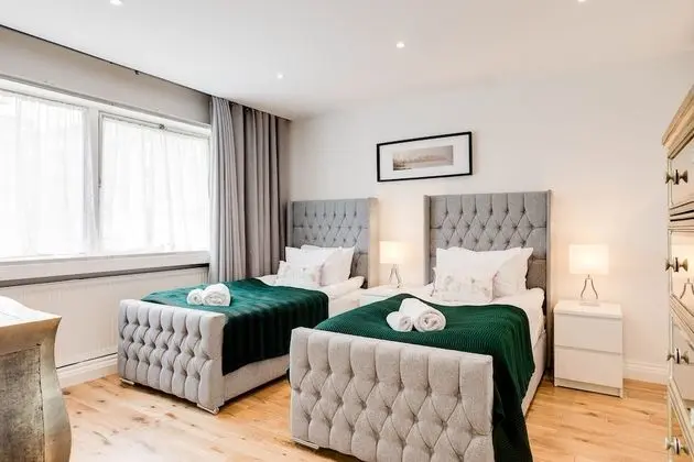 4-bedroom Villa on Marble Arch - Oda
