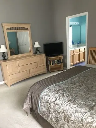 4 Bedroom Pool Home - Oda