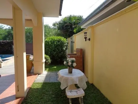 4 Bedroom Villa Private Pool Central Pattaya 15 min Away - Dış Mekan