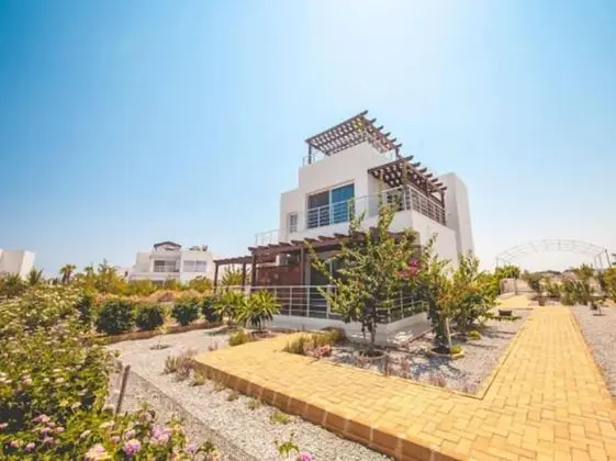 Villa 4 Bedroom Sea View 2