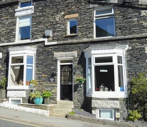 4 bedroom town house