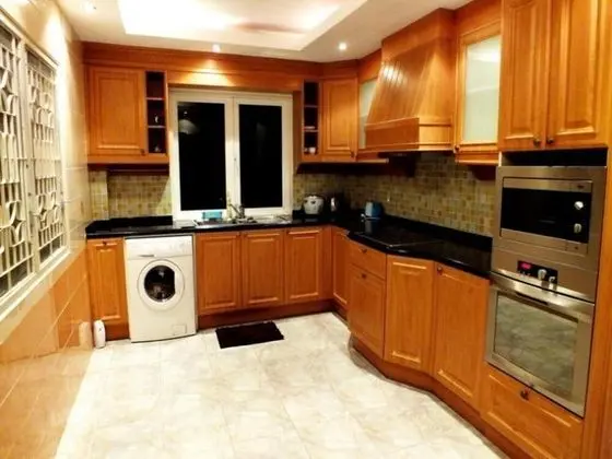 4 Bedroom Villa Walking Street 15 Min Ride Away - İç Mekan