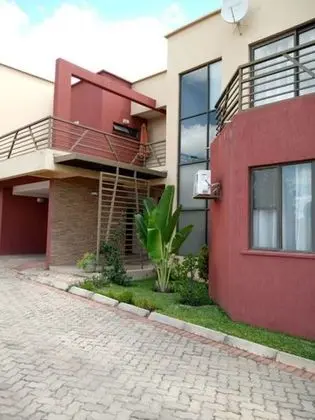 4 Bedrooms Exclusive Apartment in Jesmondin - Dış Mekan